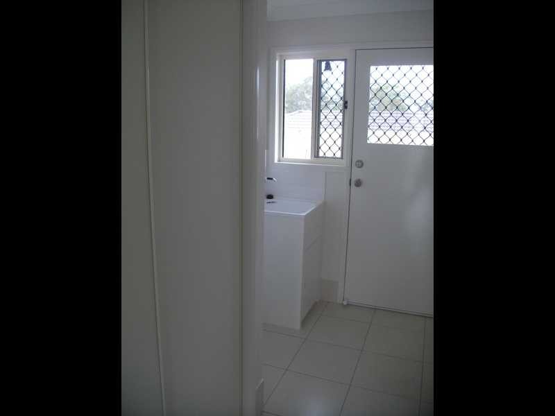 6 Weymouth Street, Bundamba QLD 4304