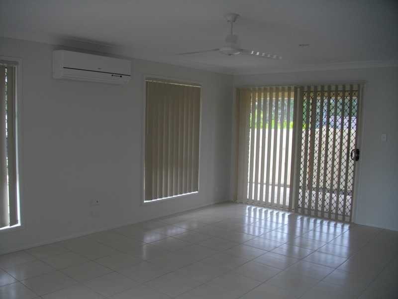 6 Weymouth Street, Bundamba QLD 4304