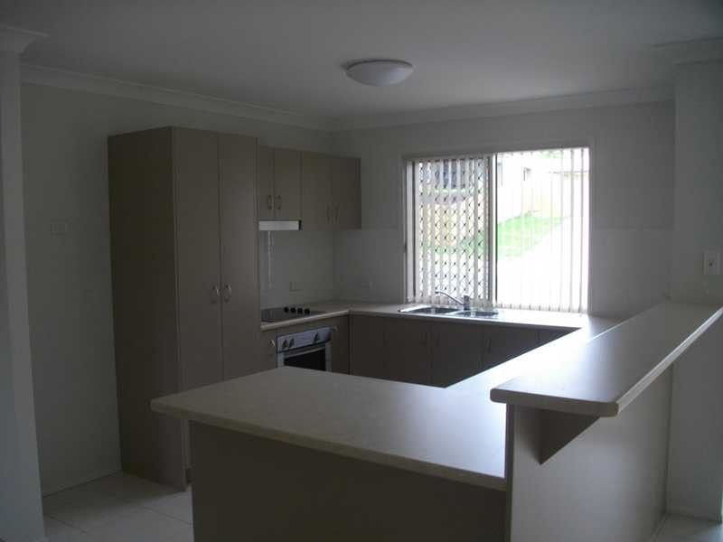 6 Weymouth Street, Bundamba QLD 4304