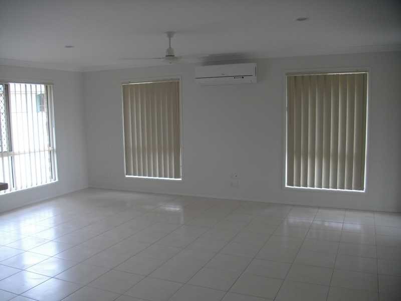 6 Weymouth Street, Bundamba QLD 4304