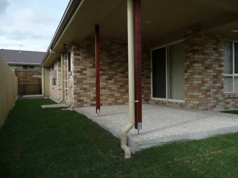 6 Weymouth Street, Bundamba QLD 4304