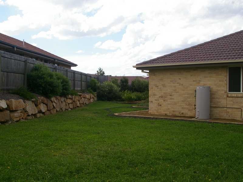 3 Connolly Court, Collingwood Park QLD 4301