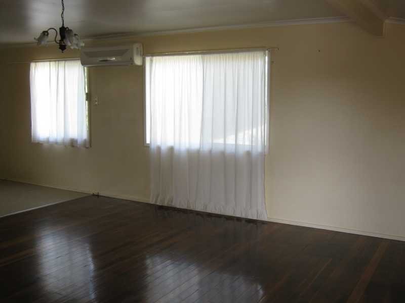 11 Stubbin Street, Bundamba QLD 4304