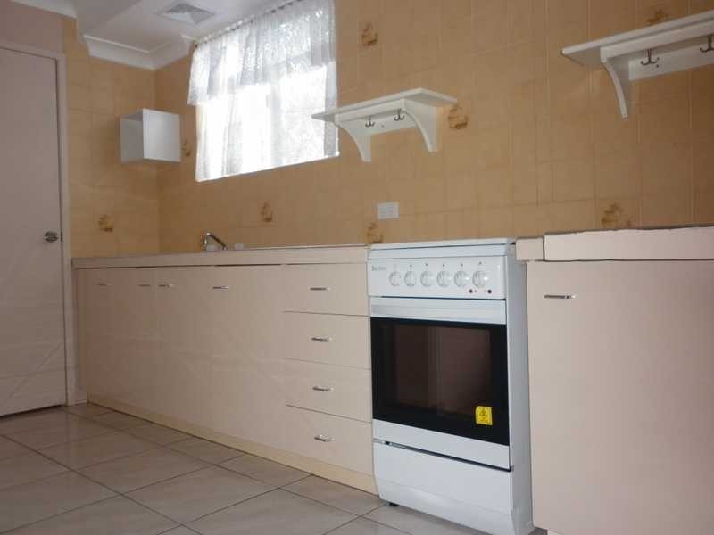 Unit 1/61 South Station Road, Booval QLD 4304