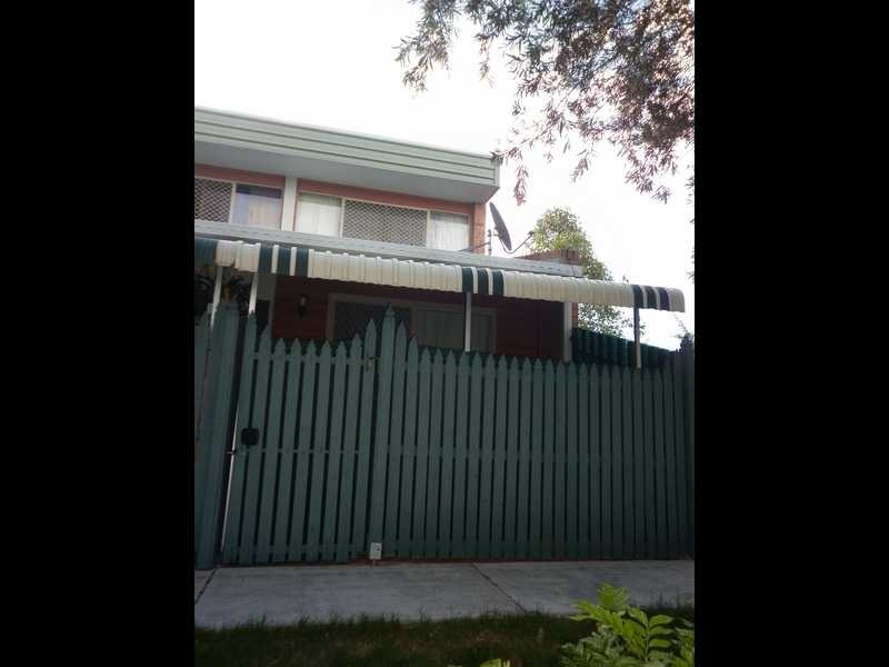 Unit 1/61 South Station Road, Booval QLD 4304