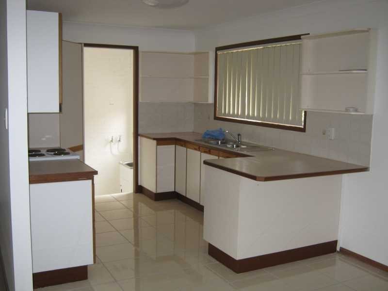 1 Edinburgh Street, Eastern Heights QLD 4305