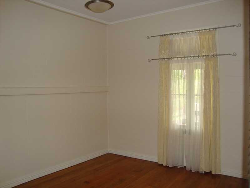 92 William Street West, Coalfalls QLD 4305