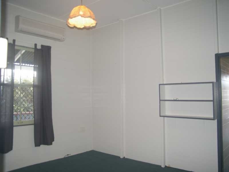 49 Lusitania Street, Newtown QLD 4305