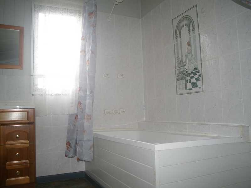 49 Lusitania Street, Newtown QLD 4305