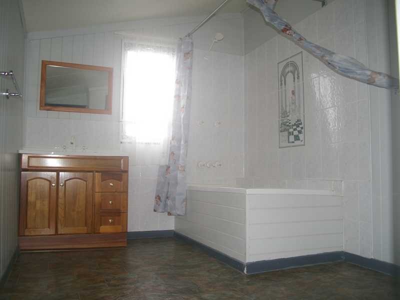 49 Lusitania Street, Newtown QLD 4305