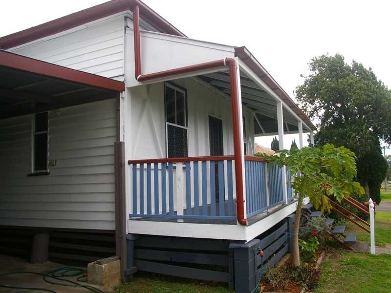 49 Lusitania Street, Newtown QLD 4305