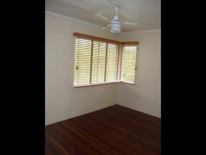 37 Palma Rosa Drive, Wulkuraka QLD 4305