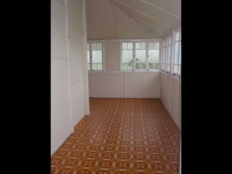 8 Whitehill Road, Newtown QLD 4305