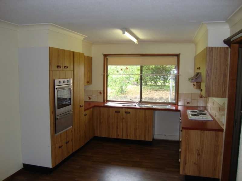 145 Adelong Avenue, Thagoona QLD 4306