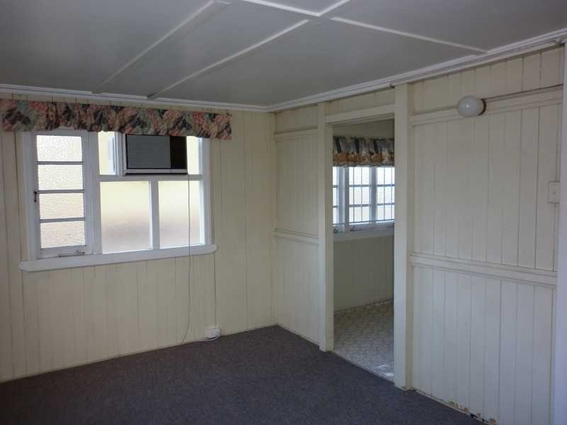 7 Clay Street, West Ipswich QLD 4305