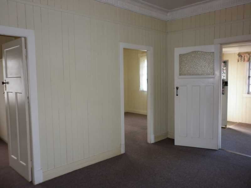 7 Clay Street, West Ipswich QLD 4305