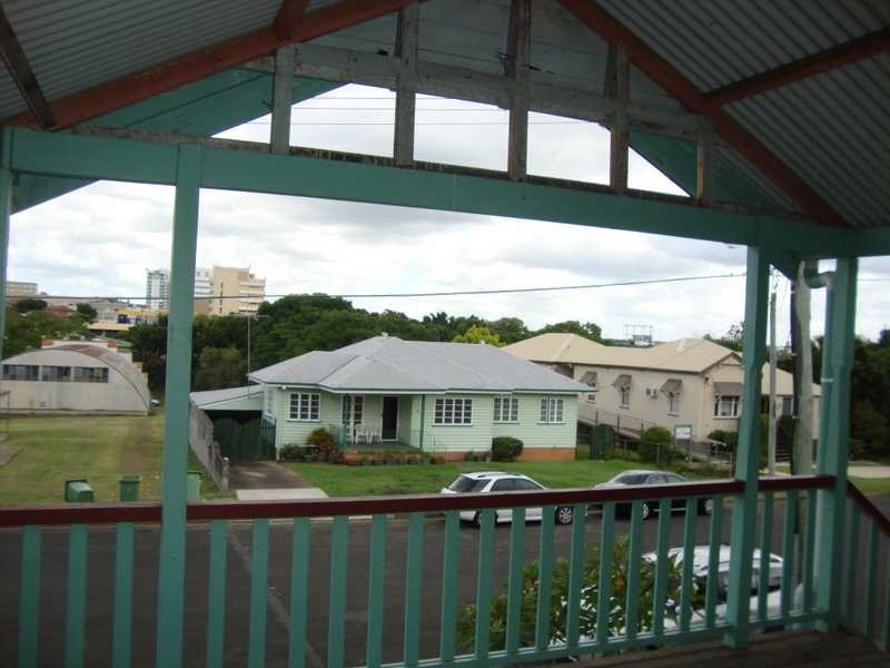 9 Mortimer Street, Ipswich QLD 4305