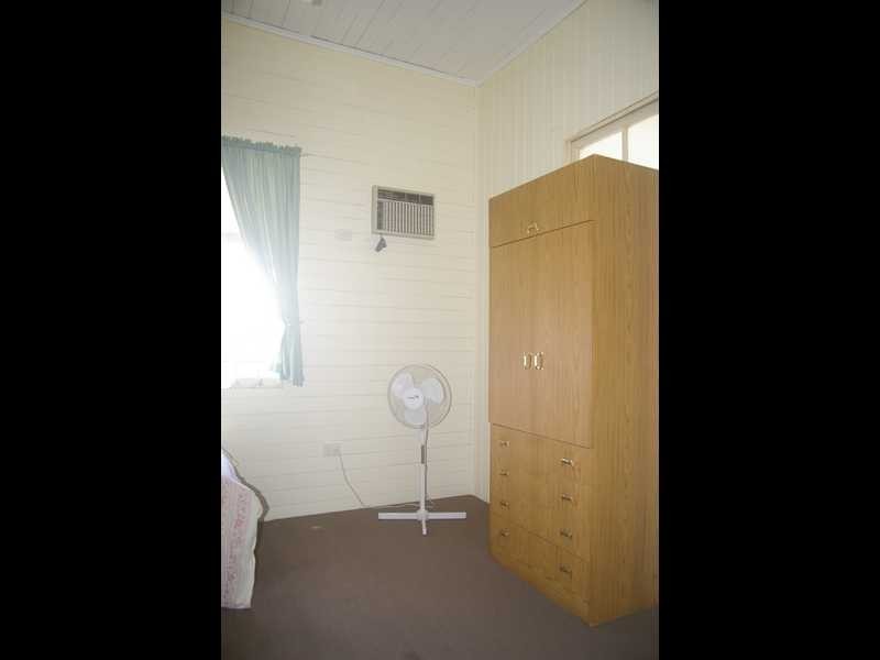 Room 1/71 Warwick Road, Ipswich QLD 4305