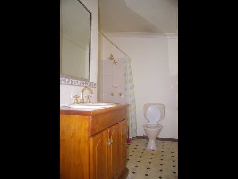 Room 1/71 Warwick Road, Ipswich QLD 4305