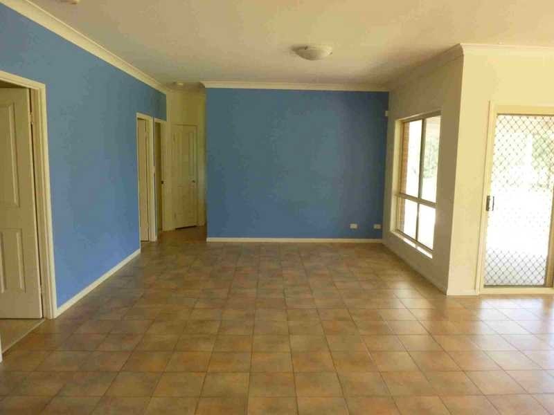 12 St. Michael’s Terrace, Pine Mountain QLD 4306