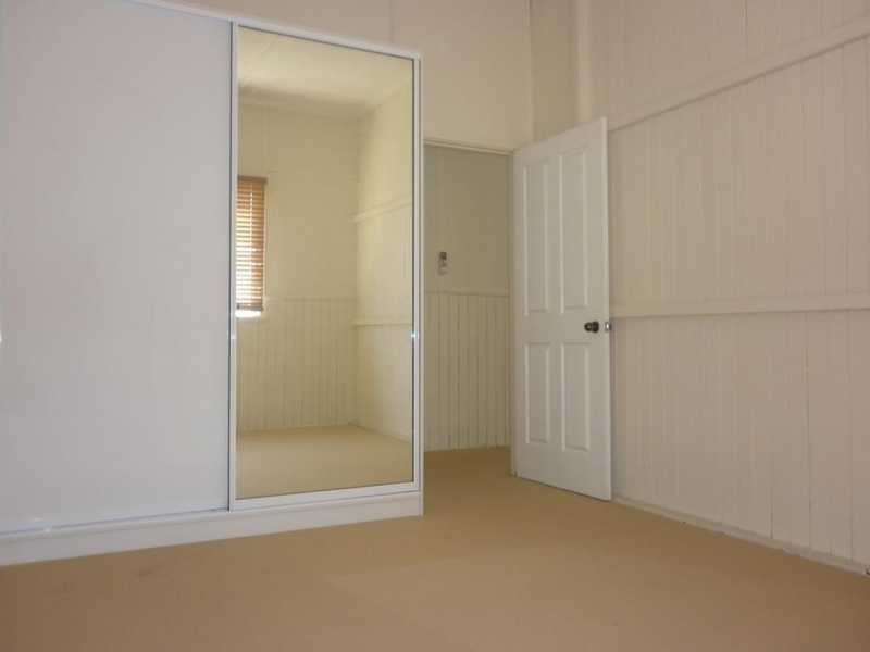 142 Cascade Street, Raceview QLD 4305