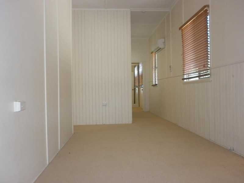 142 Cascade Street, Raceview QLD 4305