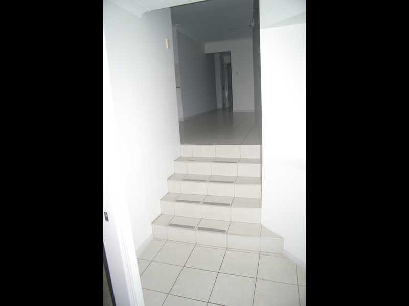 9 Banbury Close, Bundamba QLD 4304