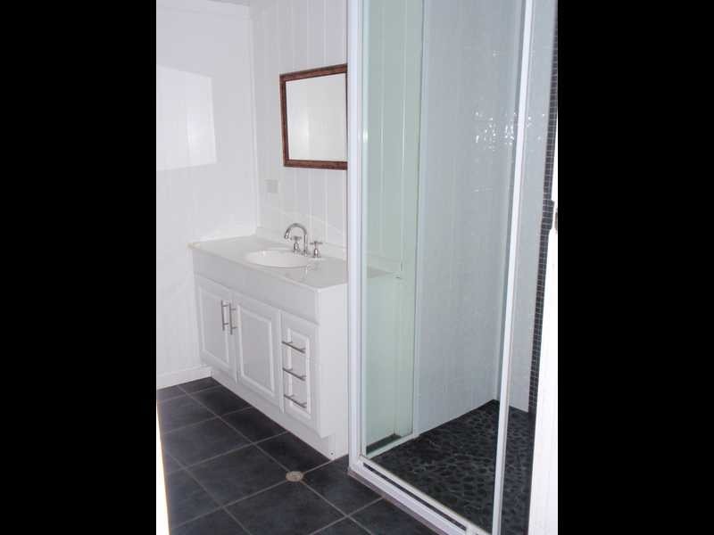 17 Thomas Street, Blackstone QLD 4304