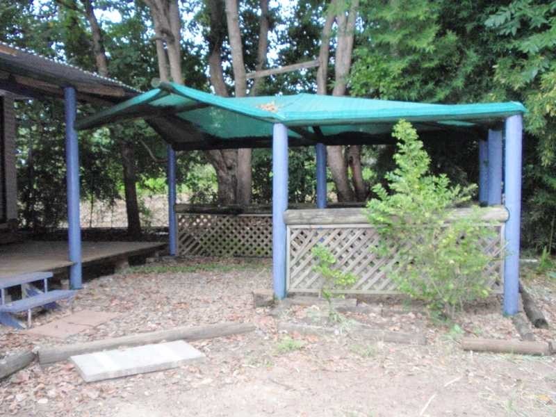 17 Thomas Street, Blackstone QLD 4304