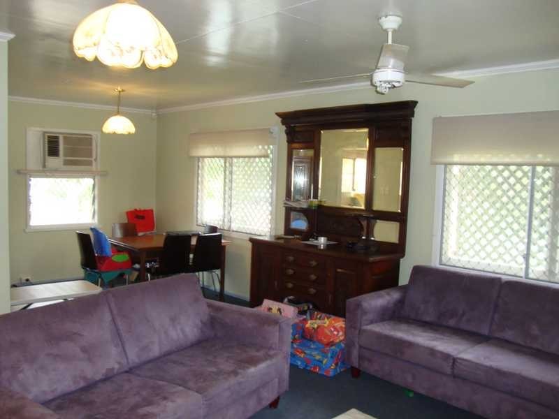 6 Petrie Street, Leichhardt QLD 4305
