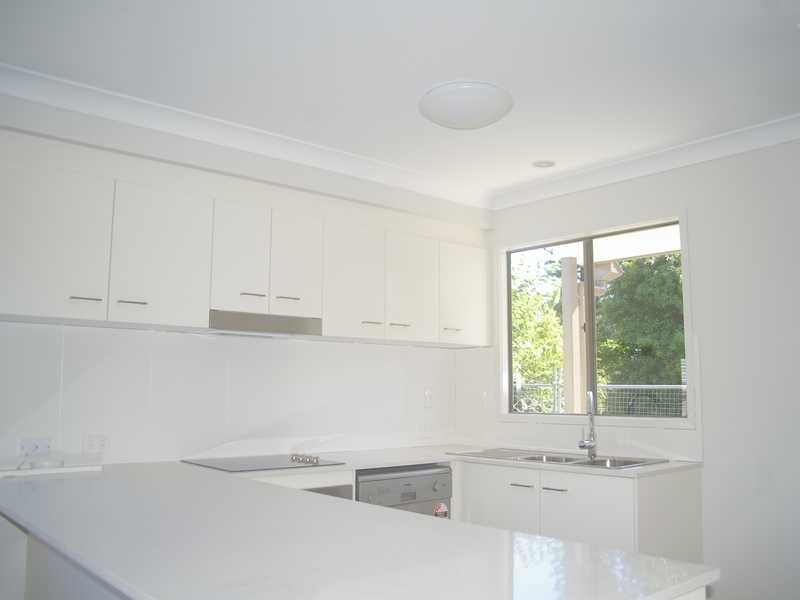 Unit 1/33 Clifton Street, Booval QLD 4304