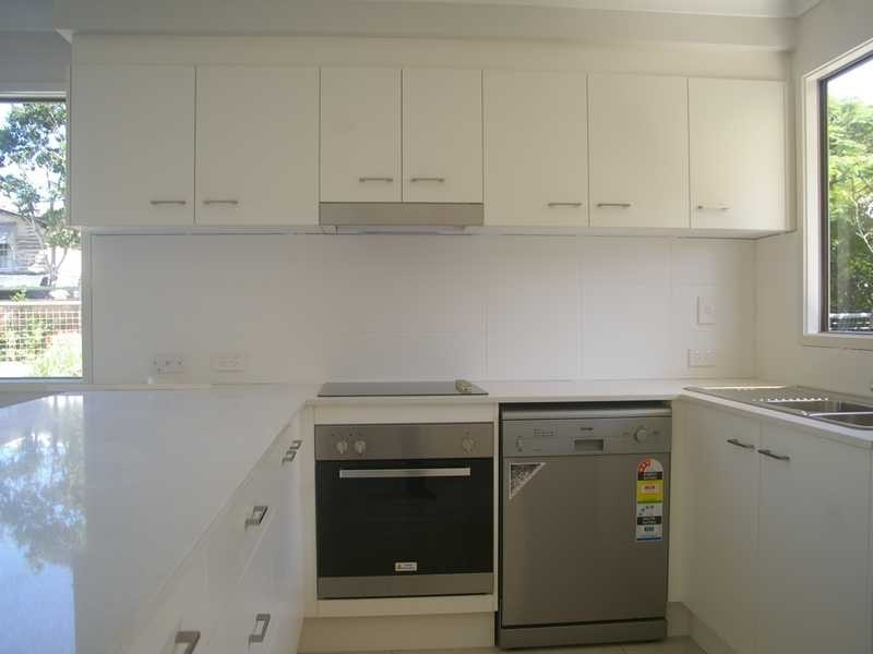 Unit 1/33 Clifton Street, Booval QLD 4304