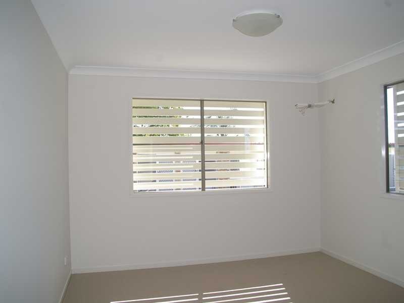 Unit 3/33 Clifton Street, Booval QLD 4304