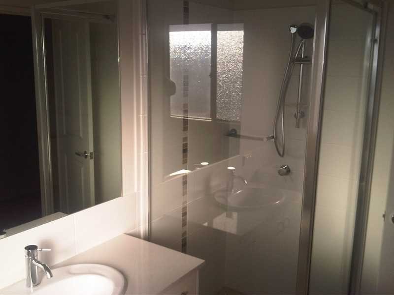 Unit 3/33 Clifton Street, Booval QLD 4304