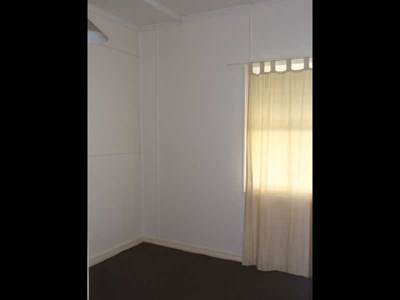 24a Lindsay Street, Bundamba QLD 4304