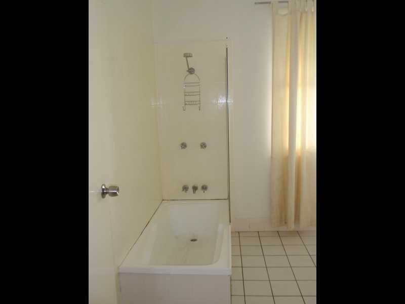 24a Lindsay Street, Bundamba QLD 4304