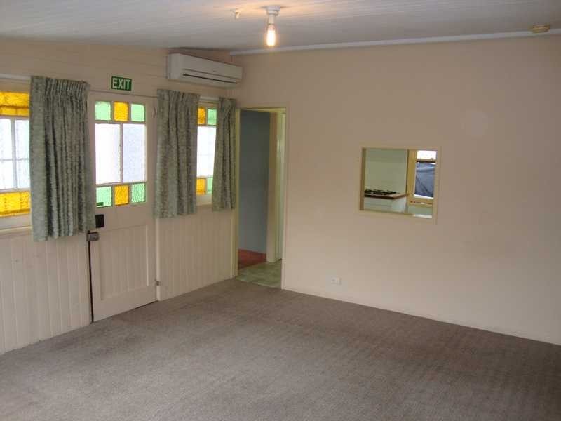 11 Tallon Street, Sadliers Crossing QLD 4305