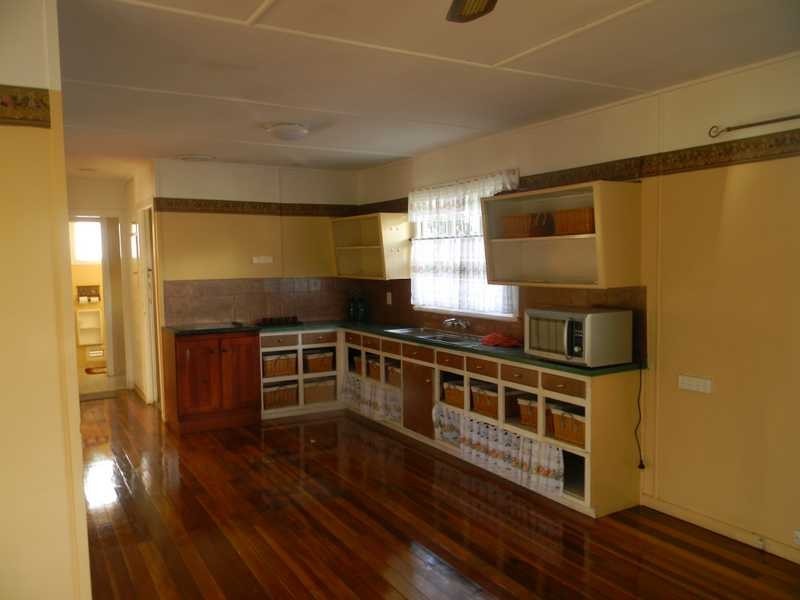 44 Leslie Street, East Ipswich QLD 4305