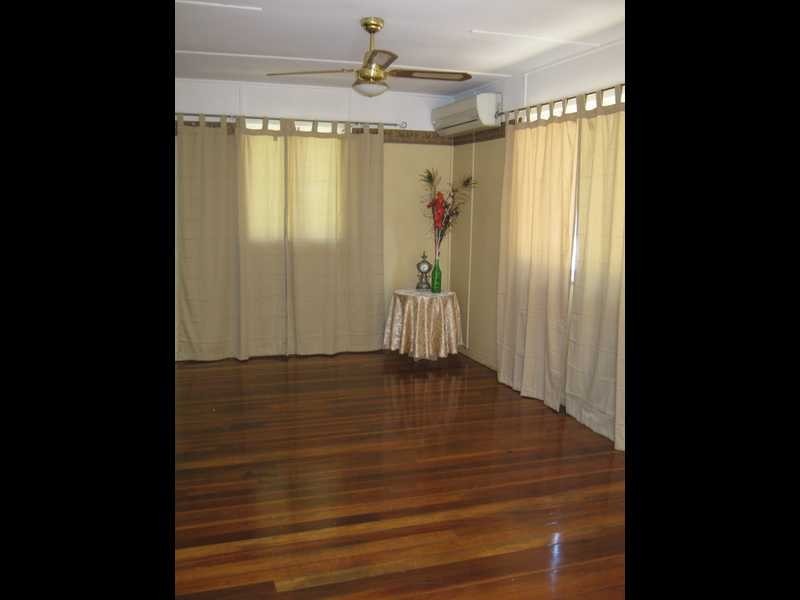 44 Leslie Street, East Ipswich QLD 4305
