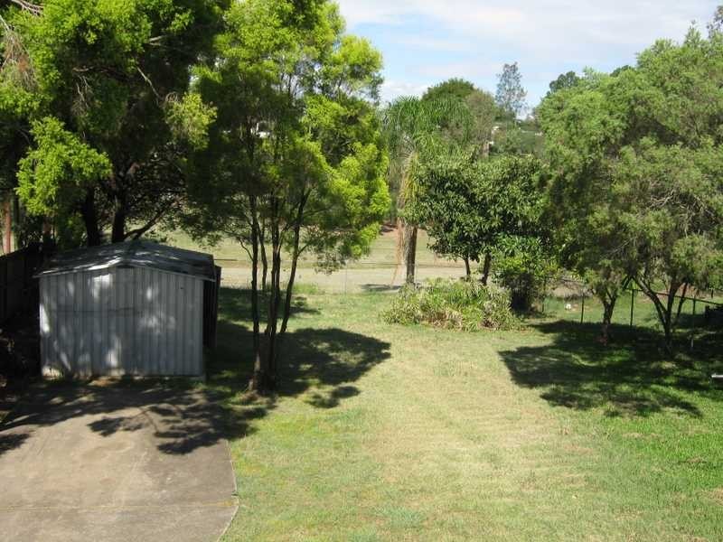44 Leslie Street, East Ipswich QLD 4305
