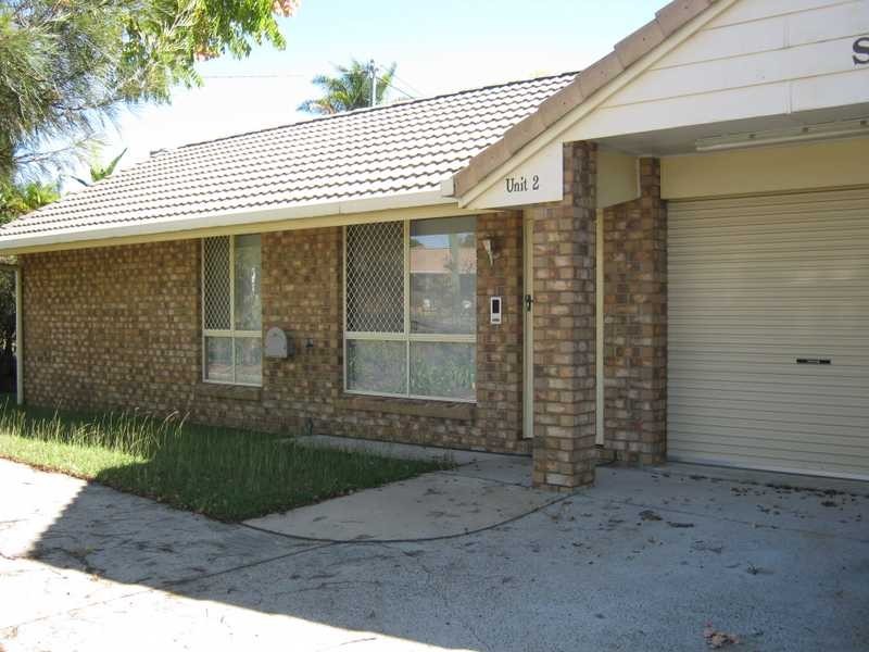 2/1 Brooker Court, Raceview QLD 4305