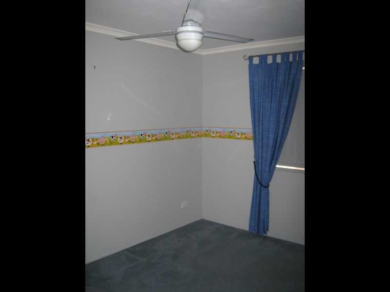 2/1 Brooker Court, Raceview QLD 4305