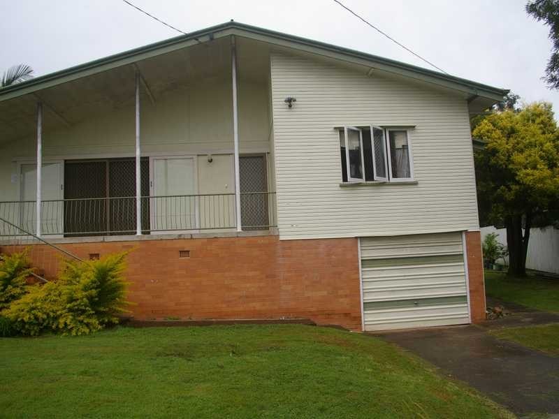 6 Slone Street, Riverview QLD 4303