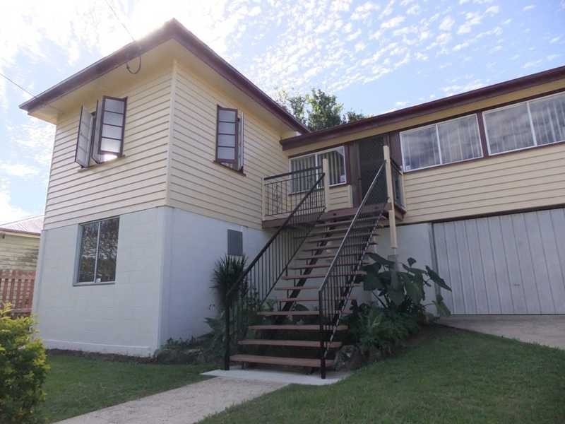 68 Cemetery Road, Eastern Heights QLD 4305