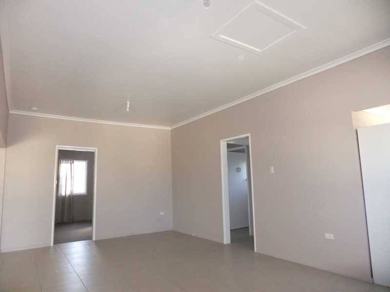 68 Cemetery Road, Eastern Heights QLD 4305