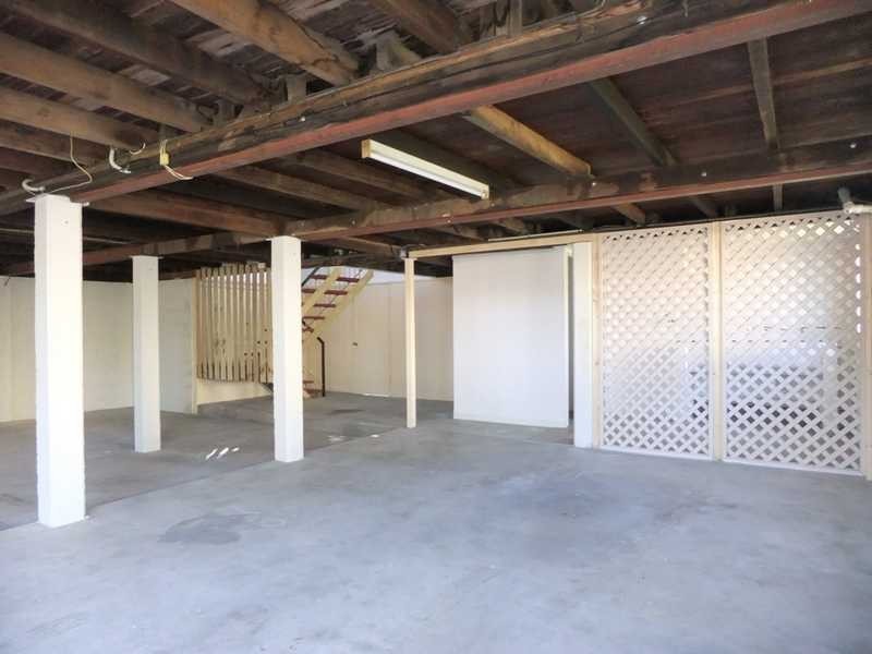 68 Cemetery Road, Eastern Heights QLD 4305