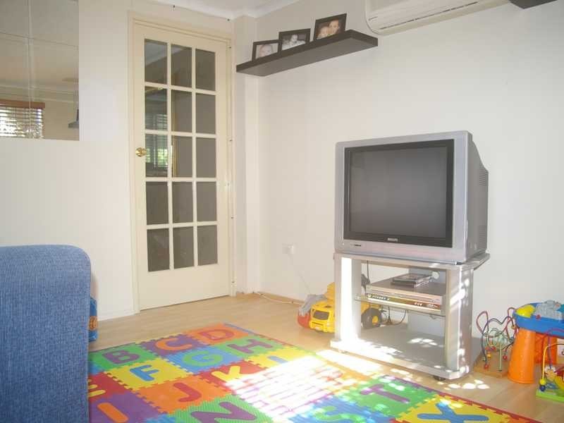 85 Lance Drive, Flinders View QLD 4305