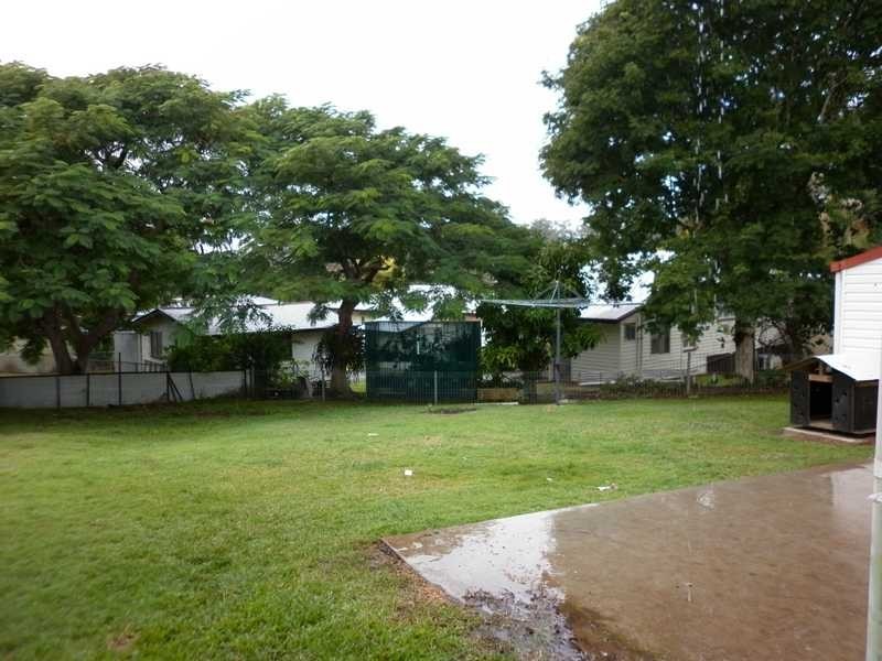 16 Grenadier Circle, Ebbw Vale QLD 4304