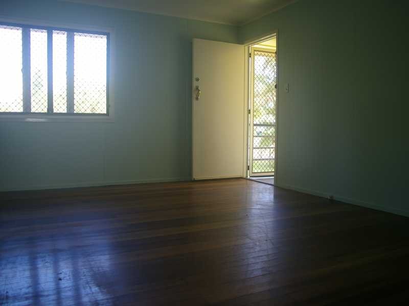 48 Price Street, Riverview QLD 4303