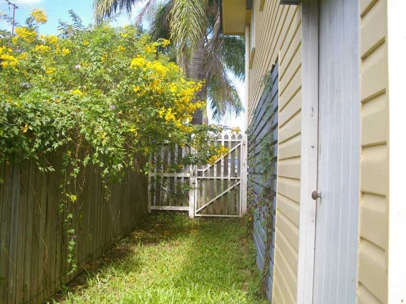 48 Price Street, Riverview QLD 4303